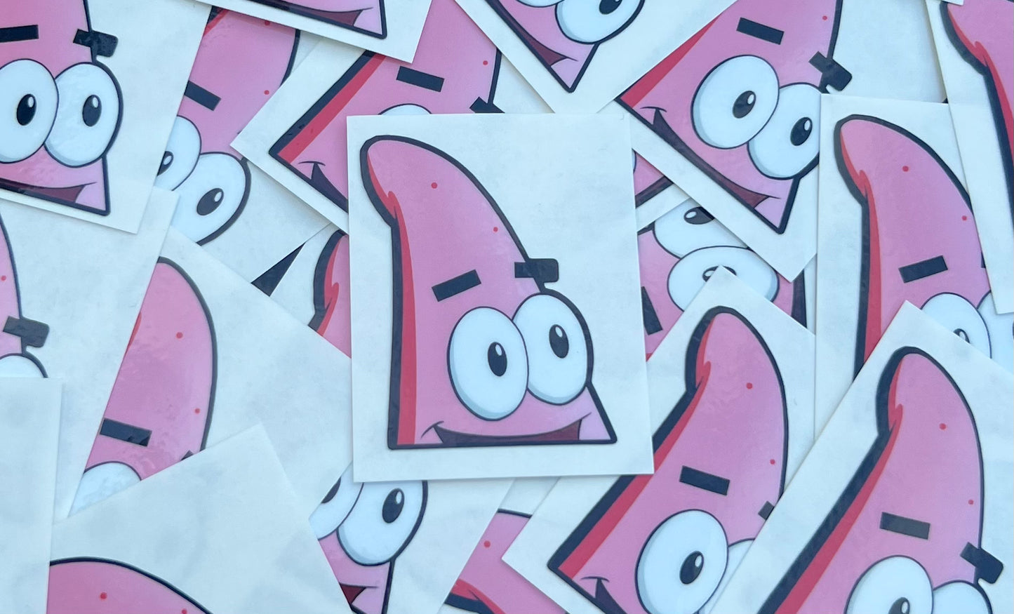 Patrick mini peeker